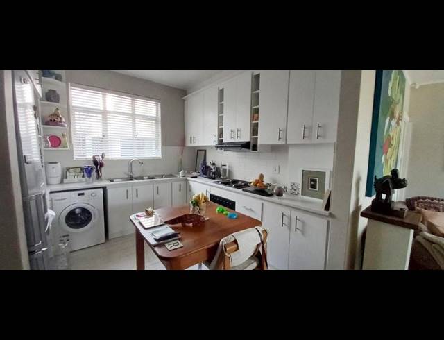 2 BEDROOM APARTMENT RENTED IN SUMMERSTRAND